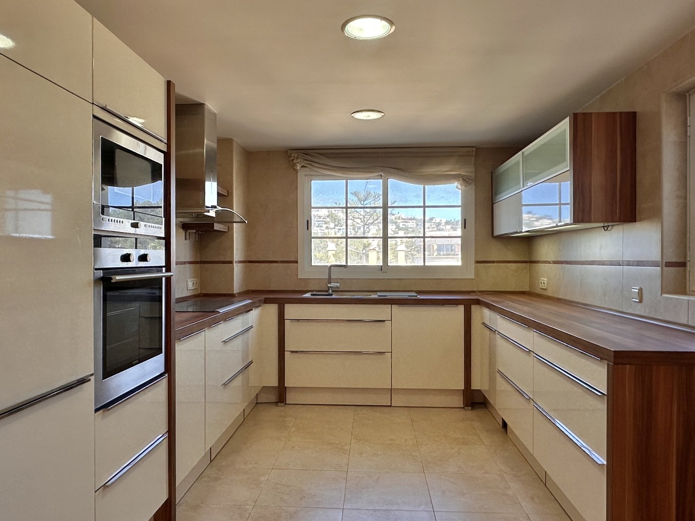 Penthouse, Santa Ponsa