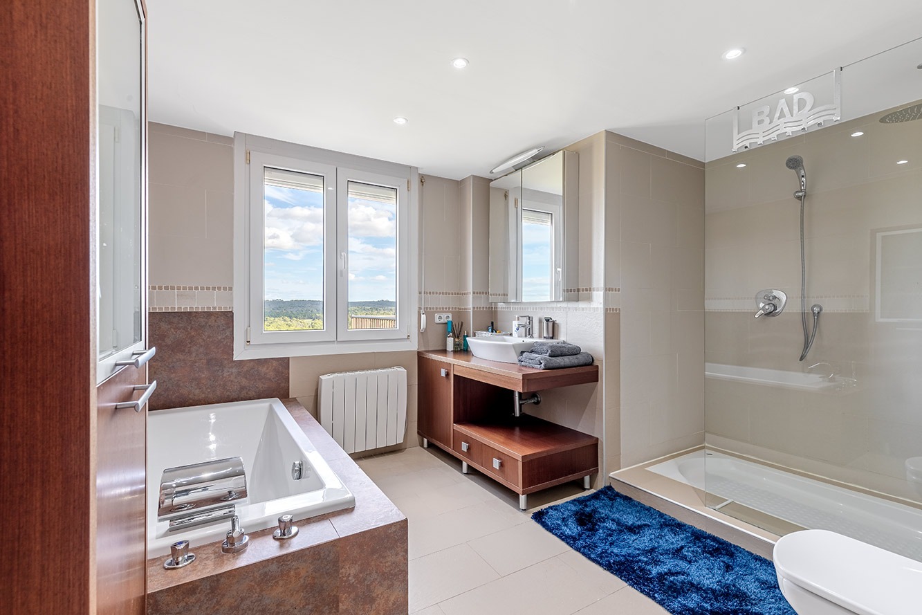 Penthouse, Les Palmeres