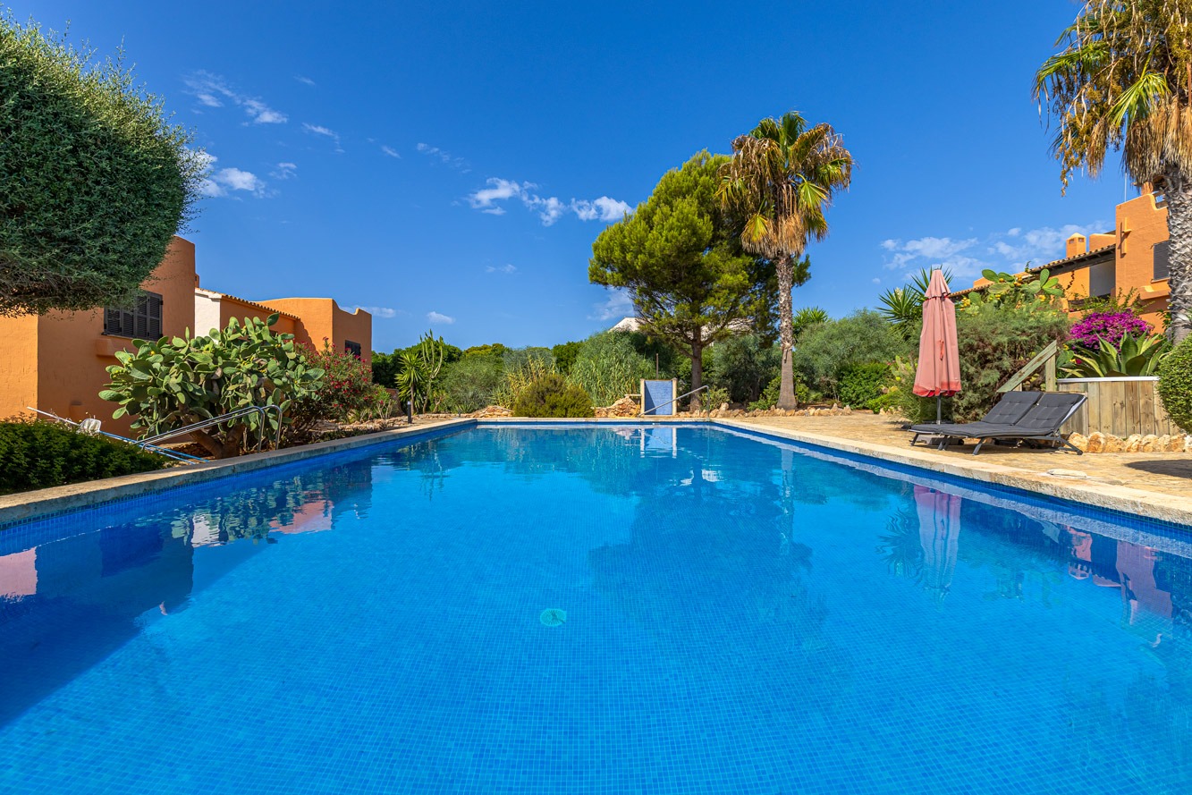 Reihenhaus, Cala Pi