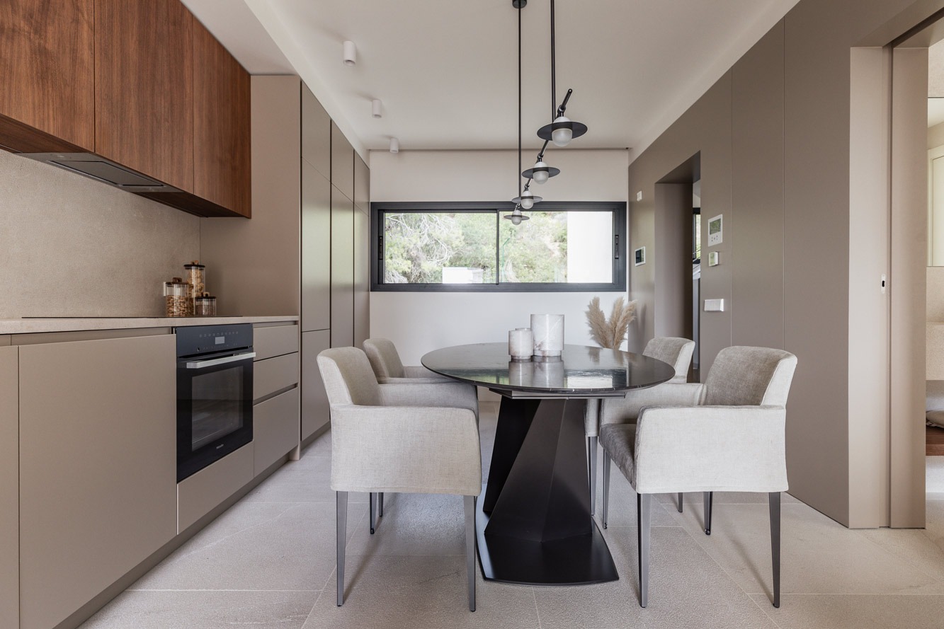 Penthouse, Cala Major