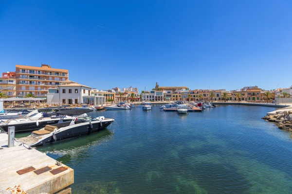 Penthouse with a large private roof terrace close to the sea in El Molinar image 8