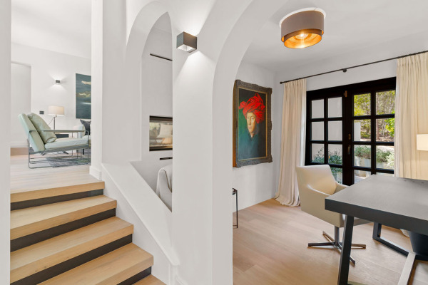 Modern villa with lots of privacy in Cala Moragues image 7