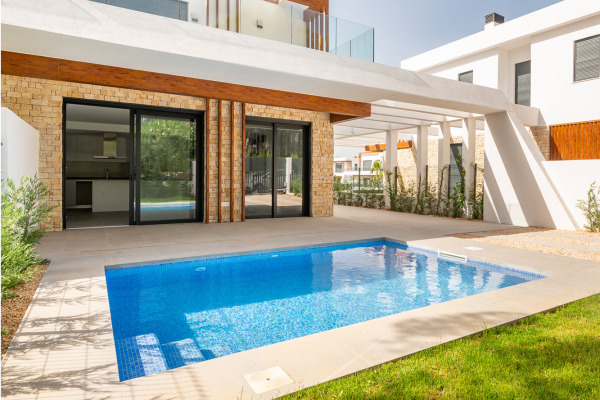 New development of semi-detached houses with private pool and garden image 2