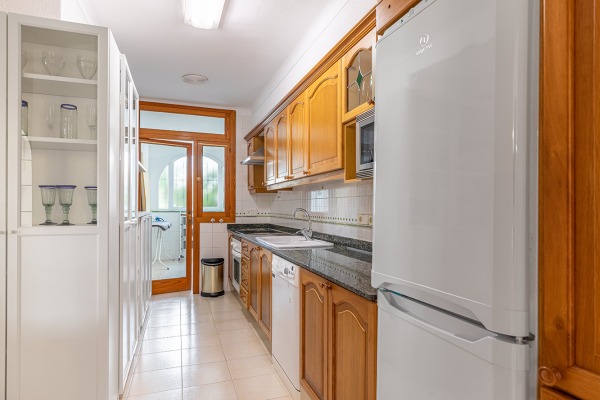 Well maintained apartment with partial sea views in Costa de la Calma image 5