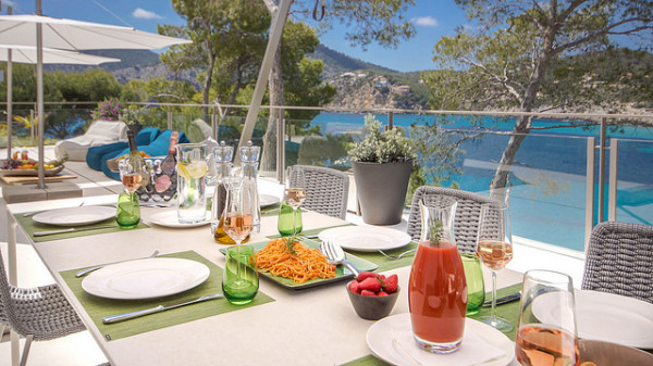 Luxury property with guest villa in a unique location right by the sea image 4