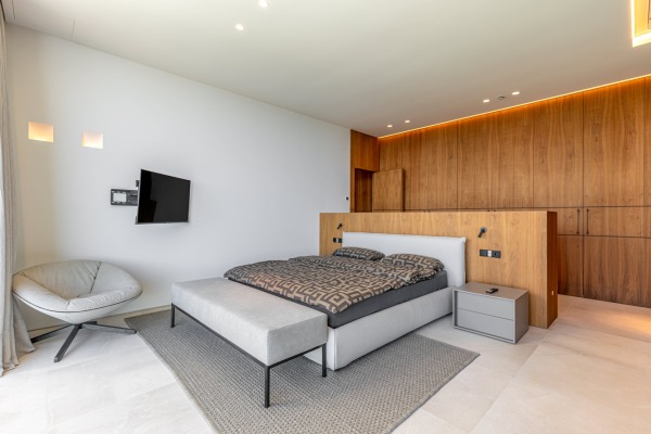 Spectacular, almost new seafront luxury villa in Puig de Ros image 10