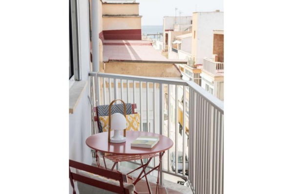 Stylishly renovated apartment with sea views in El Molinar image 5