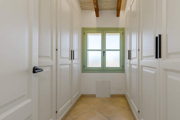 Traditional villa with modern comforts and panoramic views in Sineu image 9
