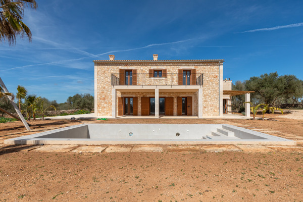 Luxurious newly built finca with pool near Santanyi image 2