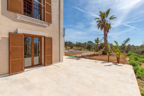 Luxurious newly built finca with pool near Santanyi image 5