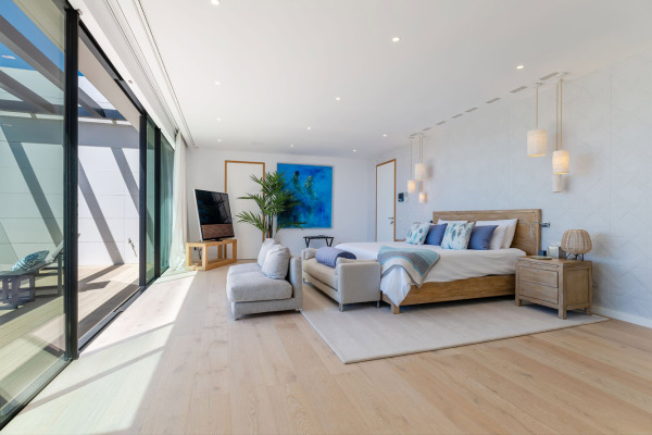Luxury villa estate in the most exclusive location with spectacular views image 6