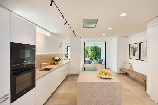 High-quality new-build apartment with sea views in Cas Catalá image 8