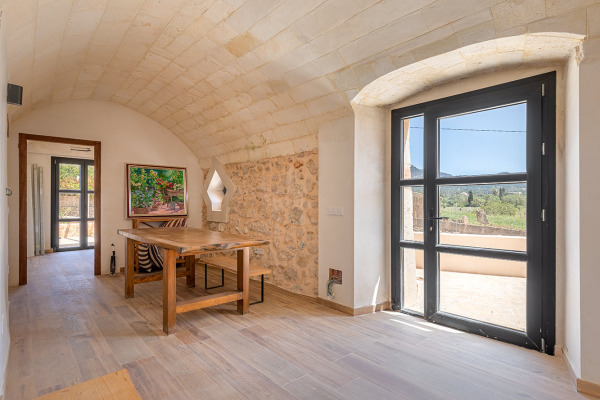 Renovated finca with antique mill near Felanitx in the southeast image 6