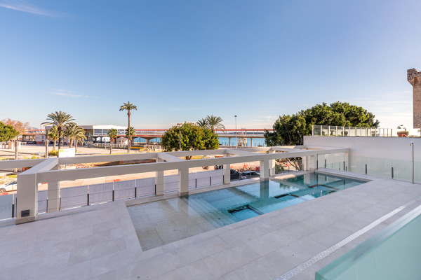 Modern apartment in a luxurious new development on the Paseo Marítimo image 3