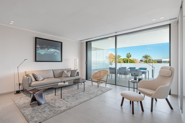 Modern apartment in a luxurious new development on the Paseo Marítimo image 6