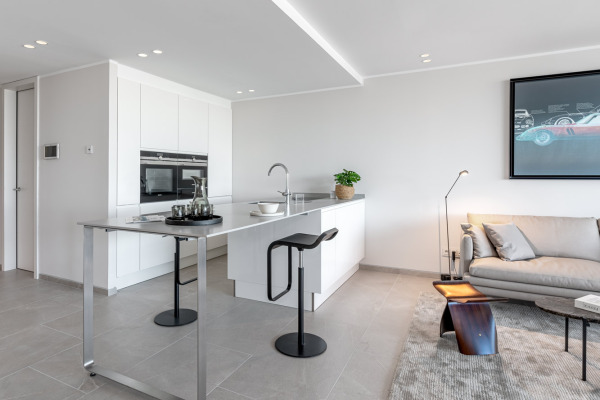 Modern apartment in a luxurious new development on the Paseo Marítimo image 7