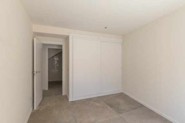 New-build townhouse with stunning views of the mountains and the village image 7