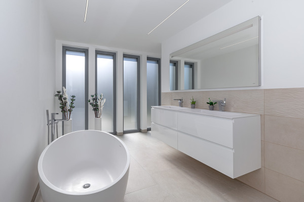 Modern villa in an exclusive residential area with fantastic sea views image 10