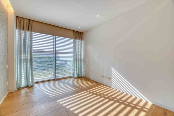 Exclusive sea view villa in a sought-after hillside location near the marina image 10