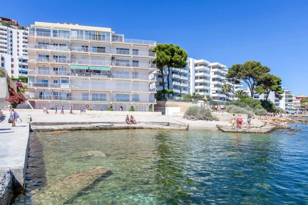 Frontline property for sale in Mallorca - Beachfront properties by the sea