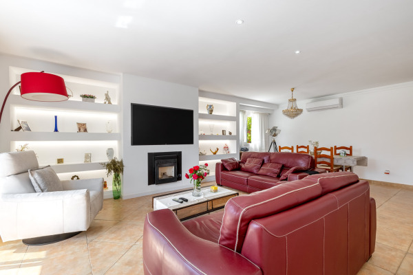 Charming Mediterranean villa with beautiful garden in El Toro image 4