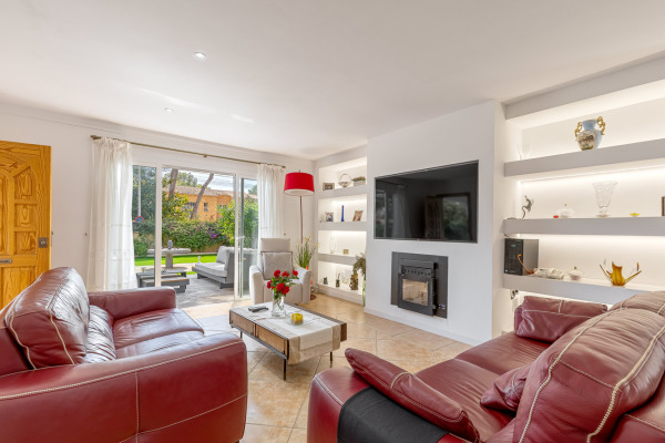 Charming Mediterranean villa with beautiful garden in El Toro image 5