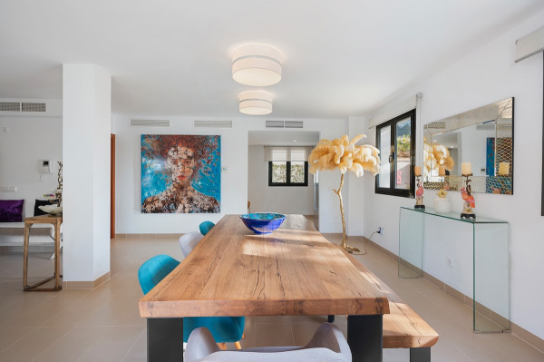 Exclusive, spacious apartment close to the beach and golf course image 8