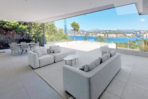 Exclusive luxury villa with sensational views over the bay of Santa Ponsa image 8