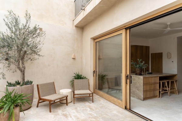 Exclusively renovated townhouse with garden and pool in Alaro image 2