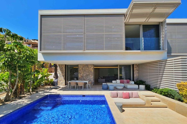 Exclusive villa with sea views in Port Andratx, southwest Mallorca image 3