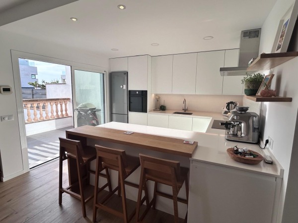 Semi-detached house with basement and pool in Puig de Ros image 5