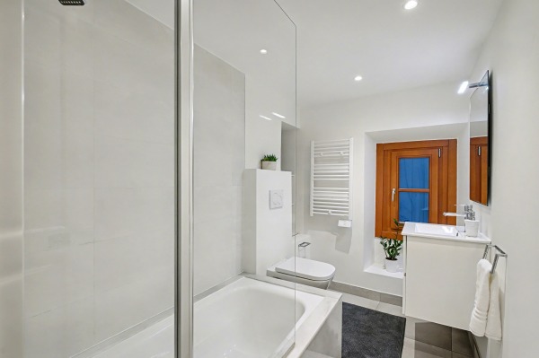 Old town apartment with Mediterranean charm in the La Calatrava district image 9