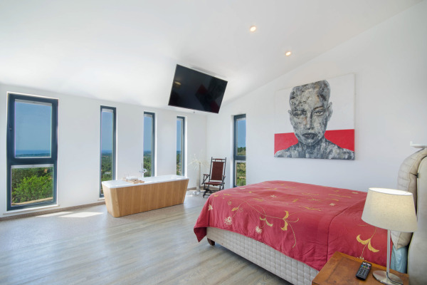 Wunderschöne Finca mit Meerblick auf einer Anhöhe nahe Manacor image 8