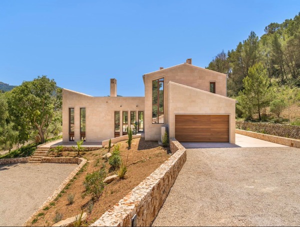 Modern luxury finca with fantastic countryside views near Es Carritxo image 6