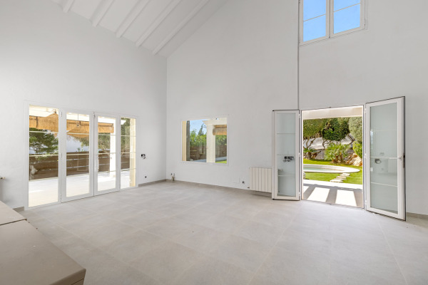 Spacious villa with separate guest area in Santa Ponsa image 4