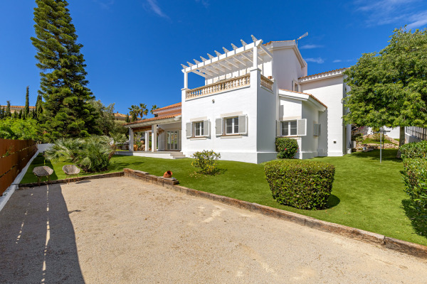 Spacious villa with separate guest area in Santa Ponsa image 12