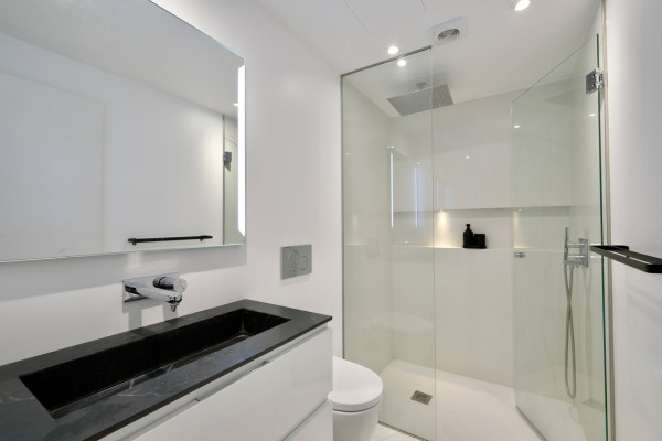 Ultra-modern sea view apartment in Puerto Portals image 7