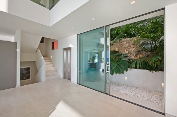 Contemporary designer villa in one of Mallorca's most sought-after locations image 6