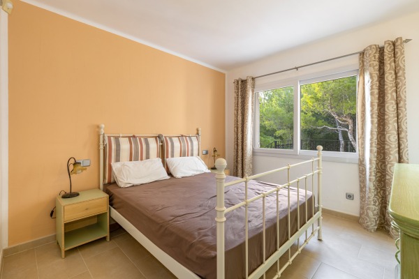 Cozy garden apartment with partial sea view and underground parking space image 11