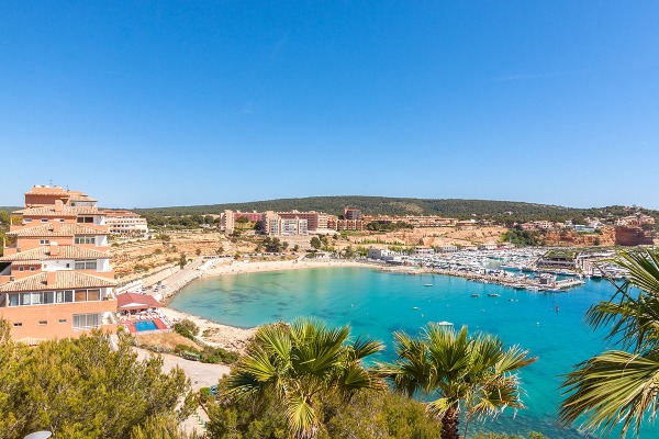 Penthouse on the waterfront near Port Adriano for rent image 10