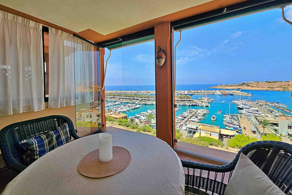 Exclusive penthouse above the luxury marina Port Adriano in El Toro image 2