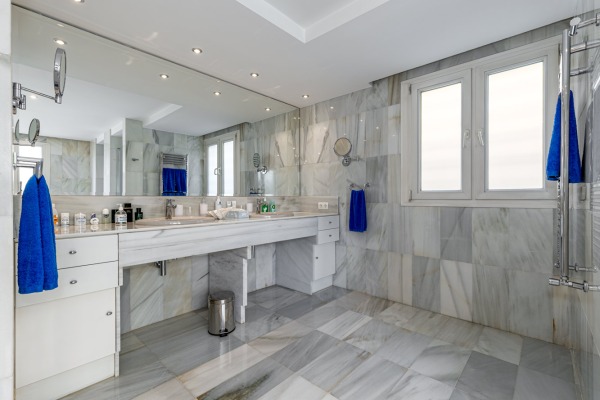 Spacious duplex apartment with sea views on the Paseo Marítimo in Palma image 10