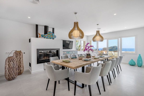 Fantastic seafront luxury villa with direct sea access in Santa Ponsa image 6