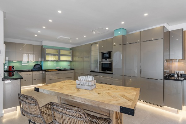 Fantastic seafront luxury villa with direct sea access in Santa Ponsa image 7