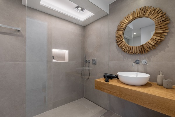 Fantastic seafront luxury villa with direct sea access in Santa Ponsa image 11