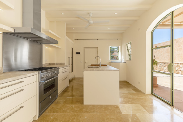 High-quality renovated townhouse in Ses Salines in the southeast of Mallorca image 6