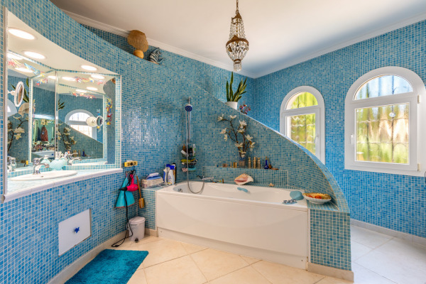 Mediterranean-style villa with lots of potential in the southwest of Mallorca image 11