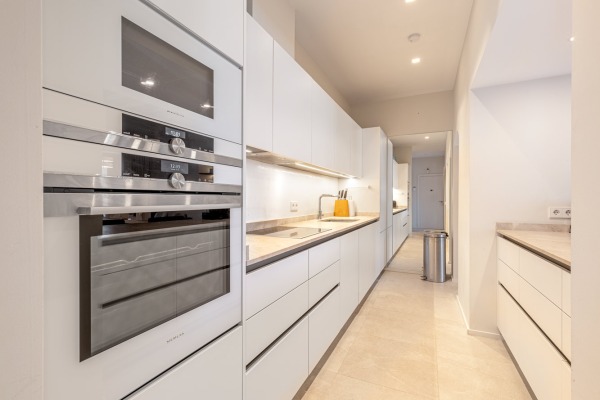 Modern apartment with a spacious terrace in the heart of Santa Maria image 7