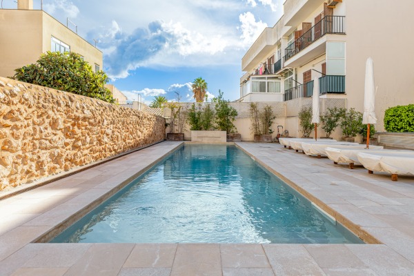 Modern apartment with a spacious terrace in the heart of Santa Maria image 12