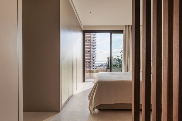 Elegant new-build apartment with private pool in Cala Mayor image 10